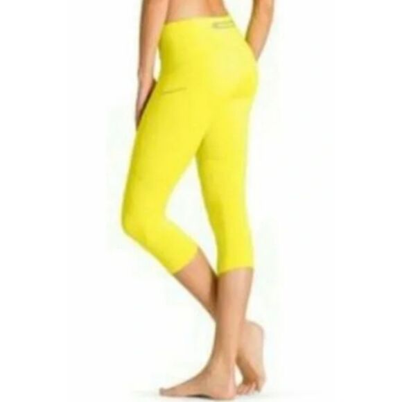Athleta Stride Capri Leggings Aloha Yellow Back Zipper Pocket Activewear Sz M - Picture 4 of 11